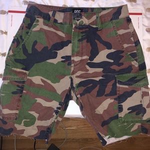 Fitted Camouflage Bermuda Shorts